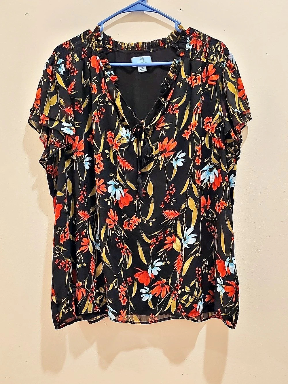 NY Collection Floral Short Sleeve Blouse in Black & Red